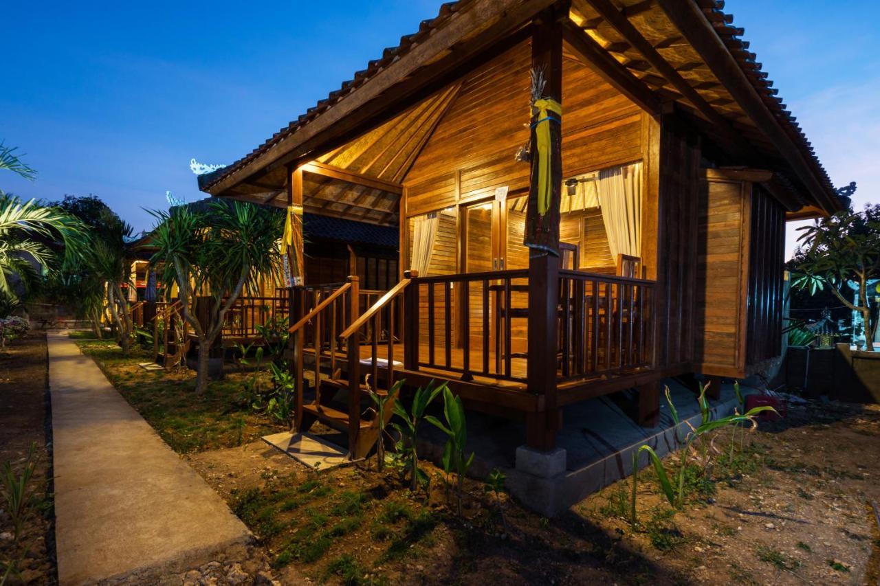 Gatri Hut Hotel Nusa Lembongan  Ngoại thất bức ảnh