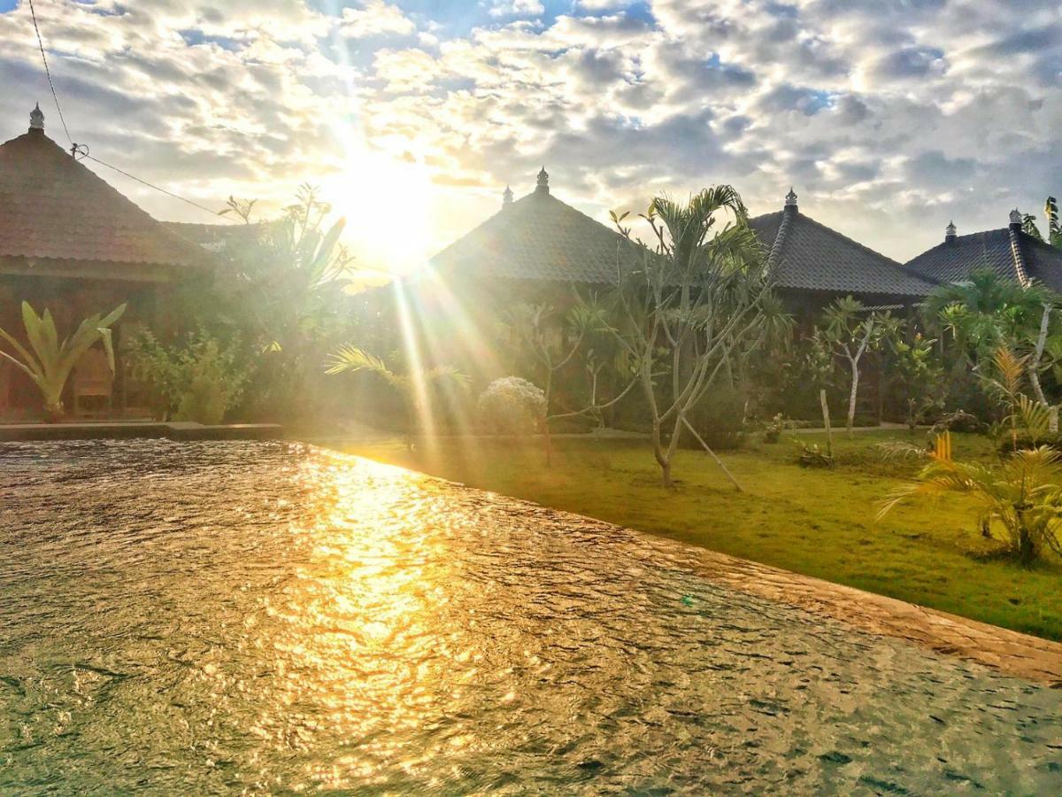 Gatri Hut Hotel Nusa Lembongan  Ngoại thất bức ảnh