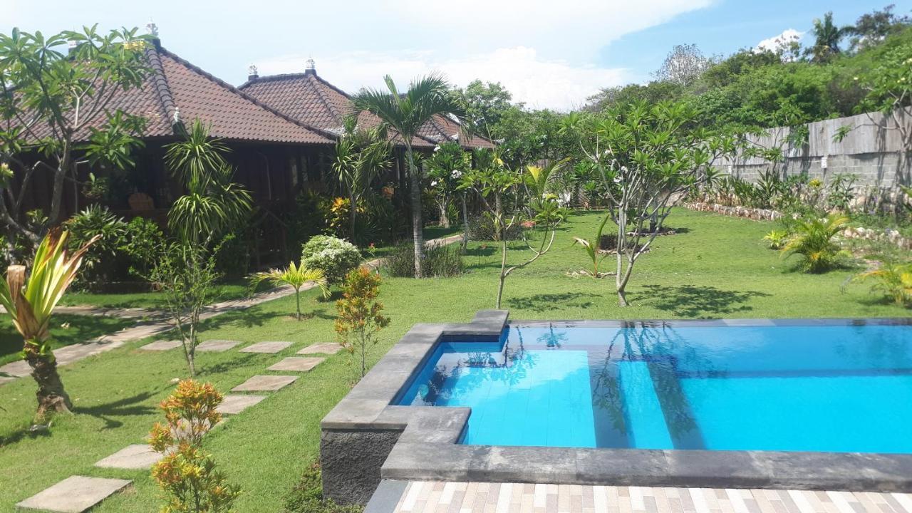 Gatri Hut Hotel Nusa Lembongan  Ngoại thất bức ảnh